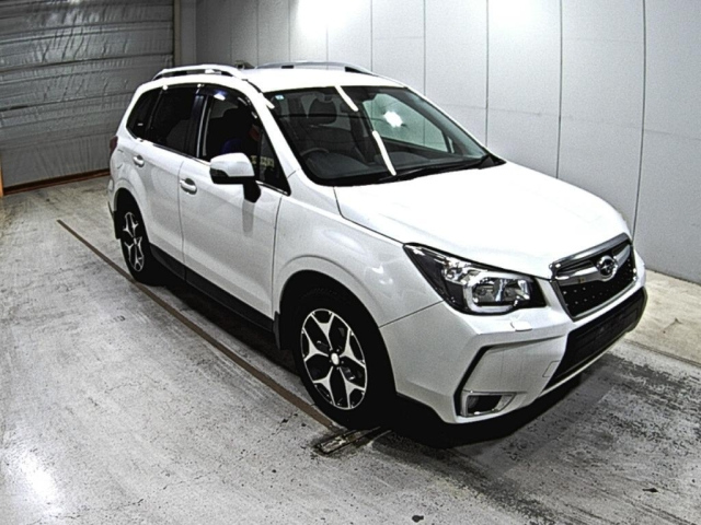SUBARU FORESTER 2015