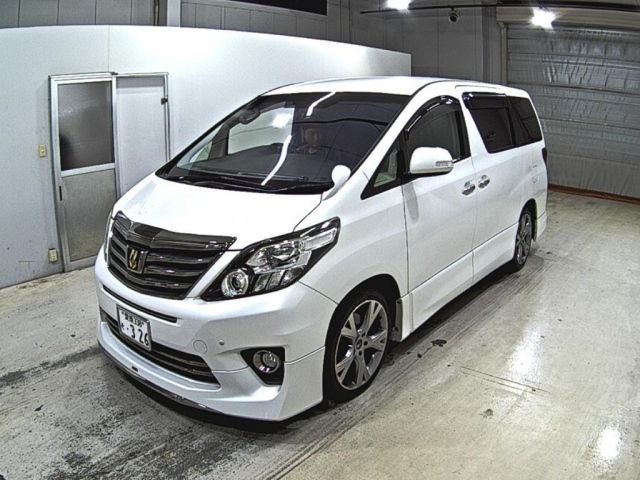 TOYOTA ALPHARD 2014