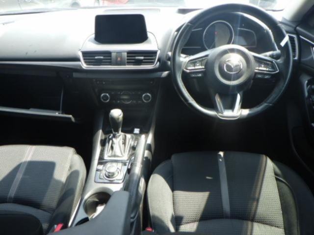 MAZDA AXELA 2018
