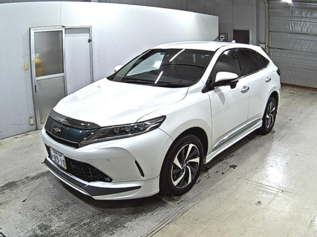 TOYOTA HARRIER 2017