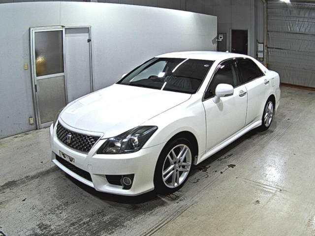TOYOTA CROWN 2012