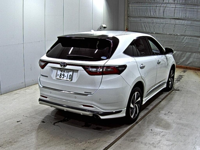 TOYOTA HARRIER 2017