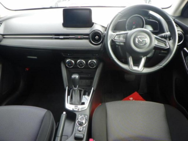 MAZDA DEMIO 2017