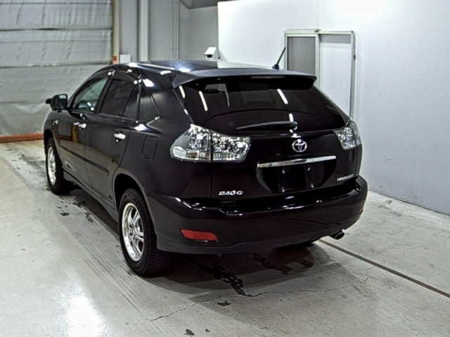 TOYOTA HARRIER 2011