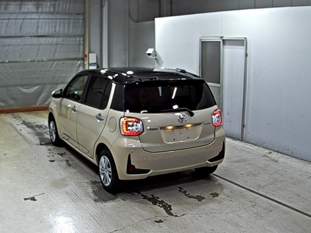 TOYOTA PASSO 2022