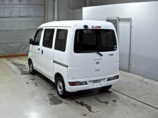 DAIHATSU HIJET VAN 2020