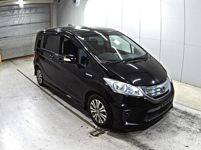 HONDA FREED 2012