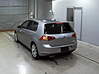 VOLKSWAGEN GOLF 2017