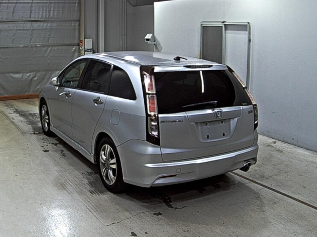 HONDA STREAM 2012