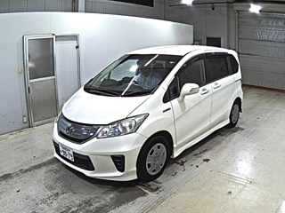 HONDA FREED 2013