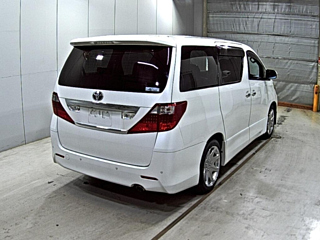 TOYOTA ALPHARD 2010