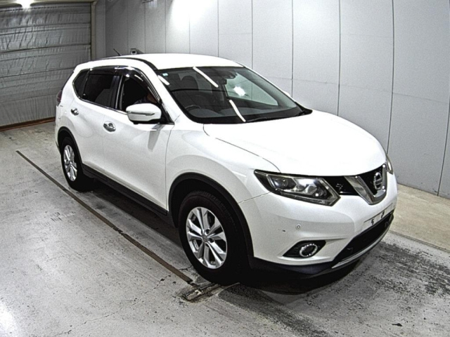NISSAN X-TRAIL 2015