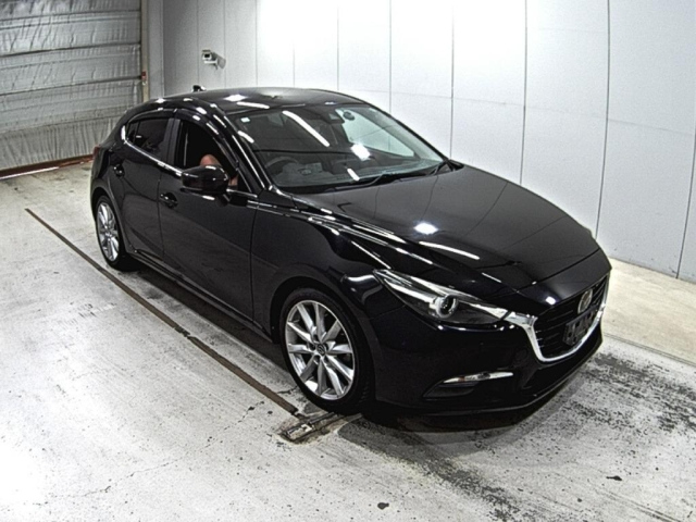 MAZDA AXELA 2017