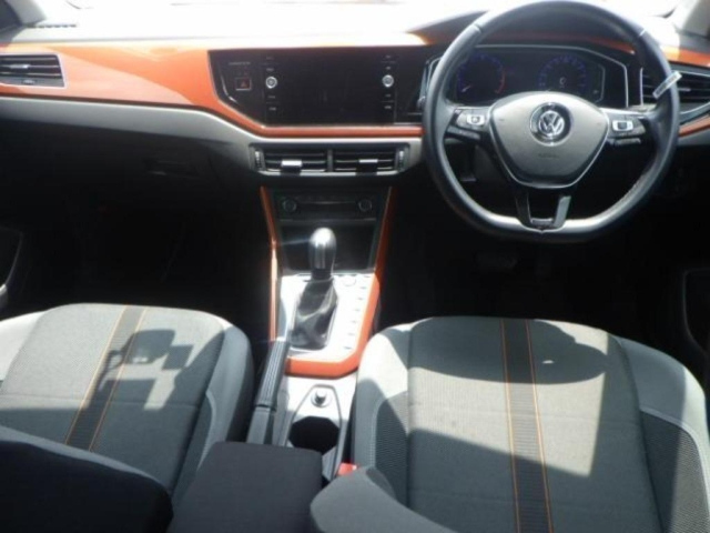 VOLKSWAGEN POLO 2020