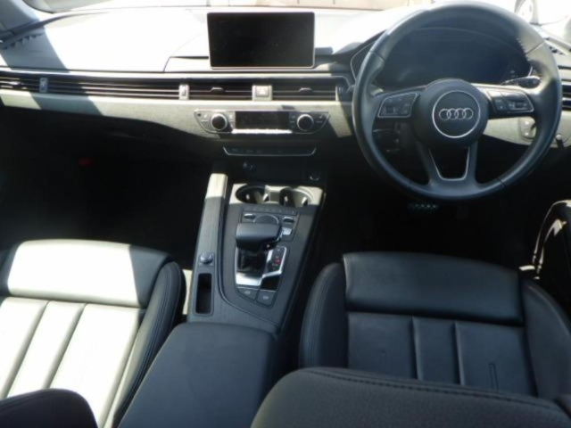 AUDI A4 2018