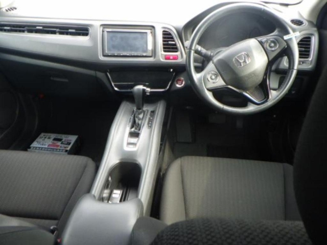 HONDA VEZEL 2014