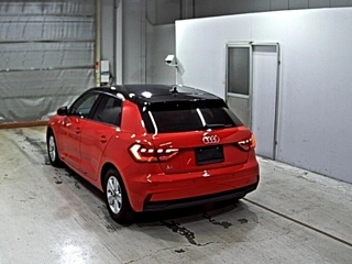 Заказать AUDI A1