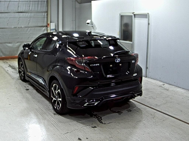 TOYOTA C-HR 2019