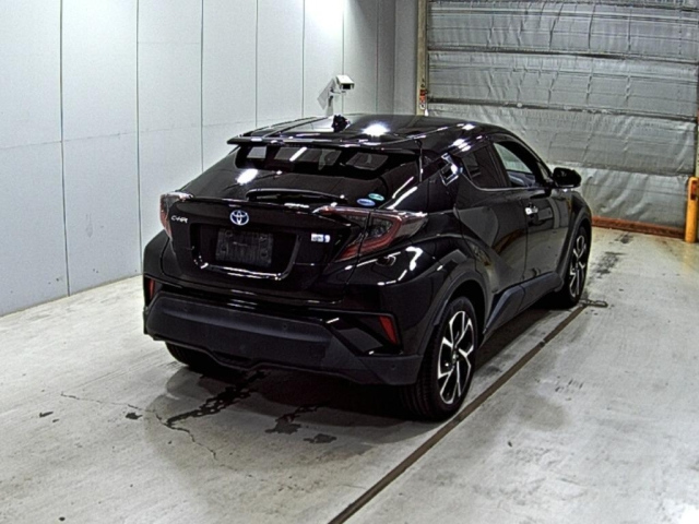 TOYOTA C-HR 2018
