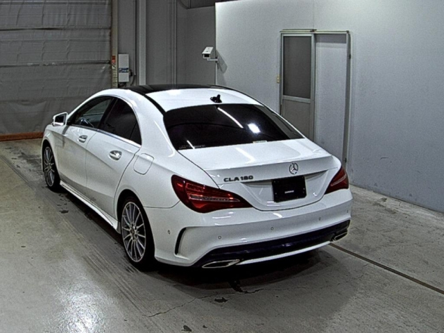 MERCEDES BENZ CLA CLASS 2019