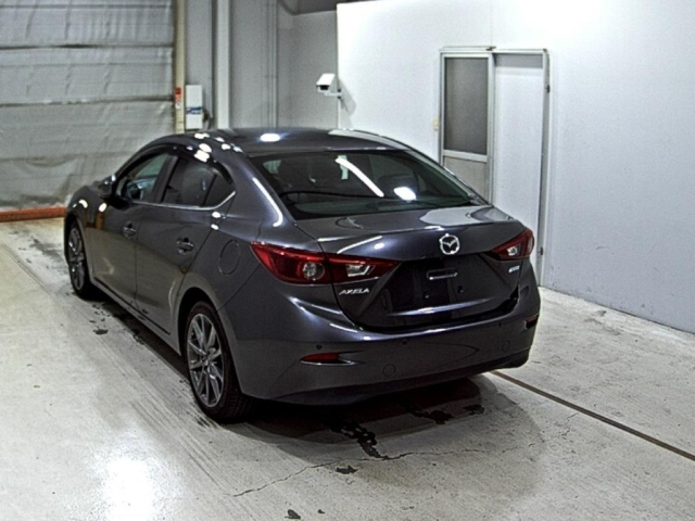 MAZDA AXELA 2019