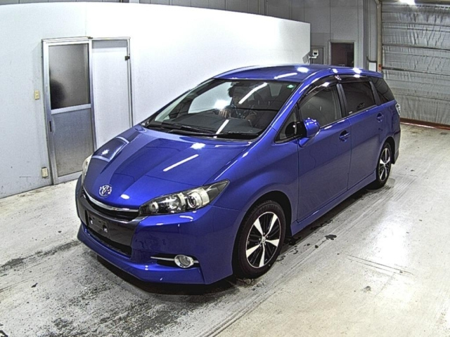 TOYOTA WISH 2015