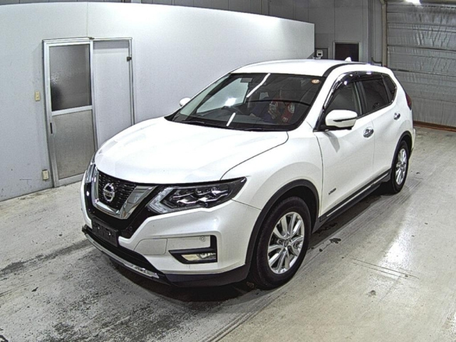 NISSAN X-TRAIL 2018