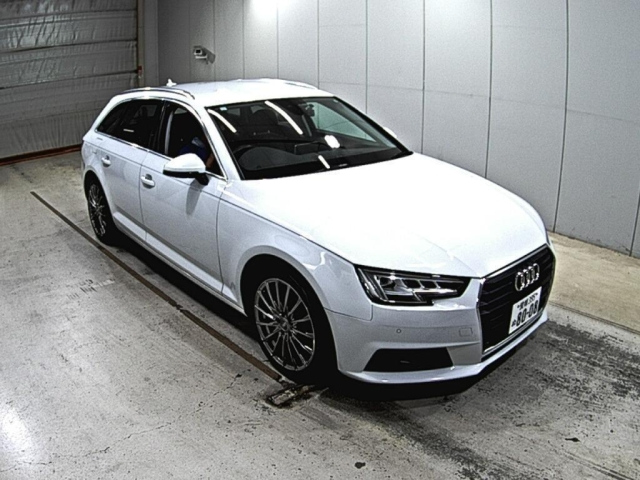AUDI A4 2017