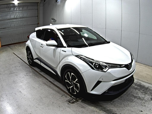TOYOTA C-HR 2017