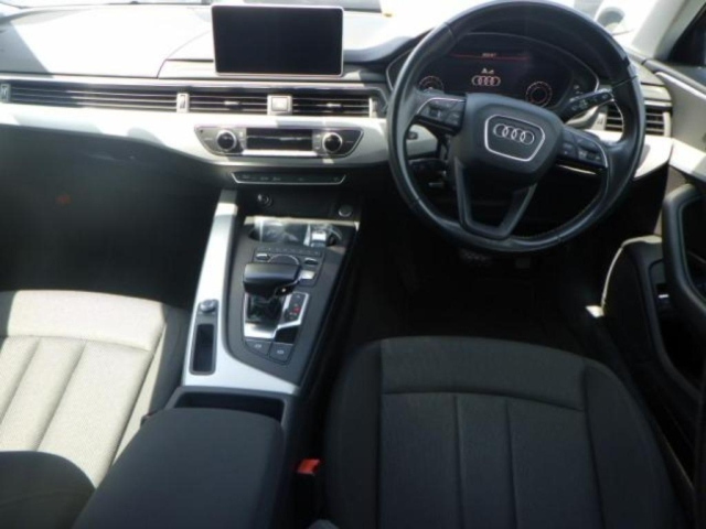 AUDI A4 2017