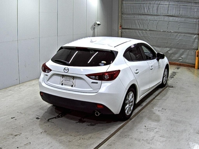 MAZDA AXELA 2015