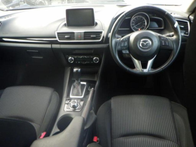 MAZDA AXELA 2015