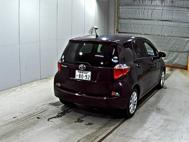 TOYOTA RACTIS 2014