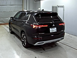 Заказать MITSUBISHI OUTLANDER PHEV