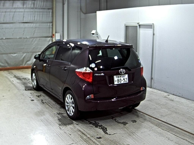 TOYOTA RACTIS 2014