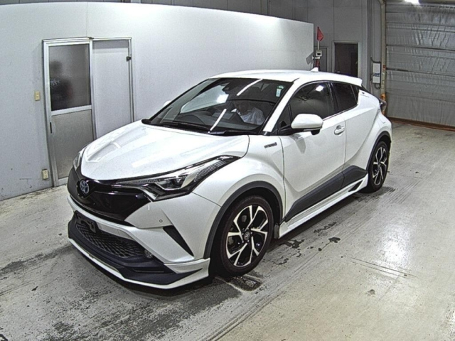 TOYOTA C-HR 2017