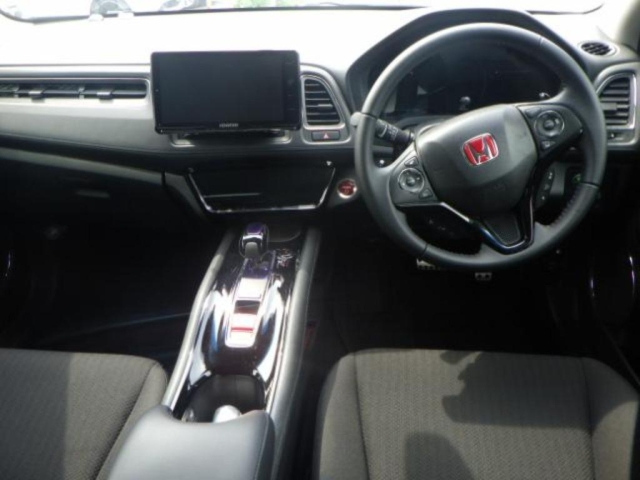 HONDA VEZEL 2016