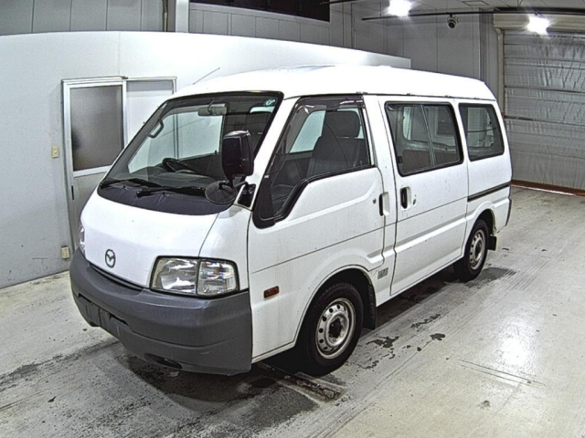 MAZDA BONGO VAN 2010