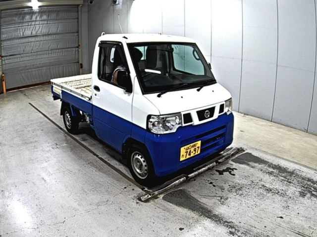 NISSAN CLIPPER TRUCK 2012