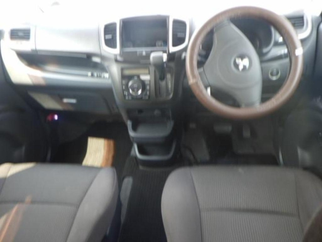 MITSUBISHI DELICA D2 2012