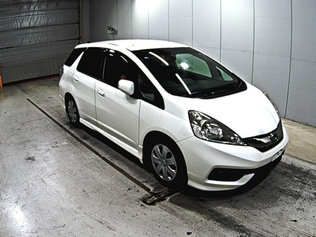 HONDA FIT SHUTTLE 2014