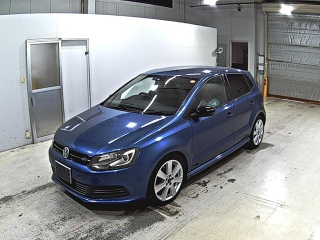 VOLKSWAGEN POLO 2014