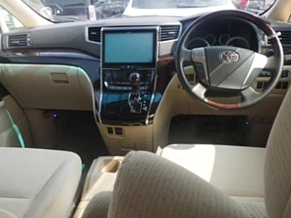 TOYOTA ALPHARD 2014