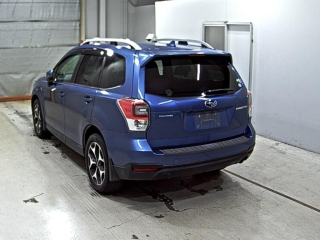 SUBARU FORESTER 2017