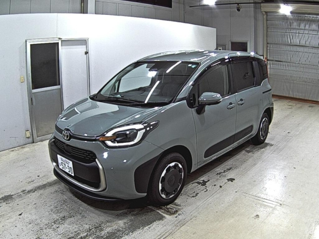 TOYOTA SIENTA 2023