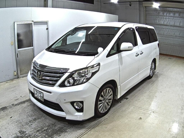 TOYOTA ALPHARD 2013