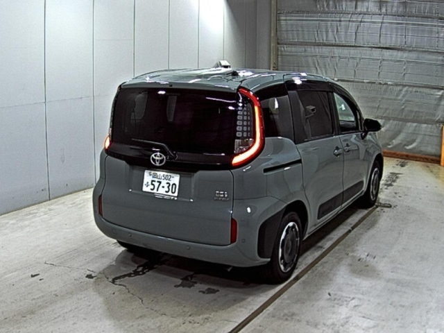 TOYOTA SIENTA 2023