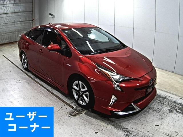 TOYOTA PRIUS 2016