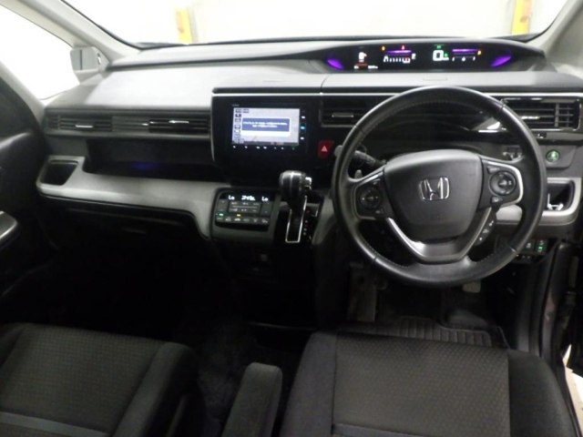 HONDA STEP WAGON 2020