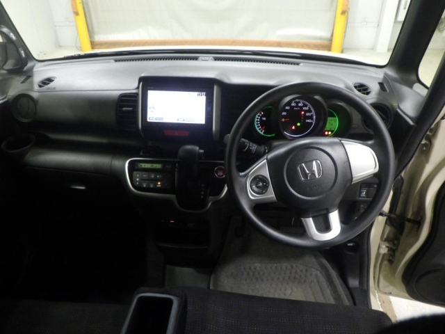 HONDA N BOX 2016